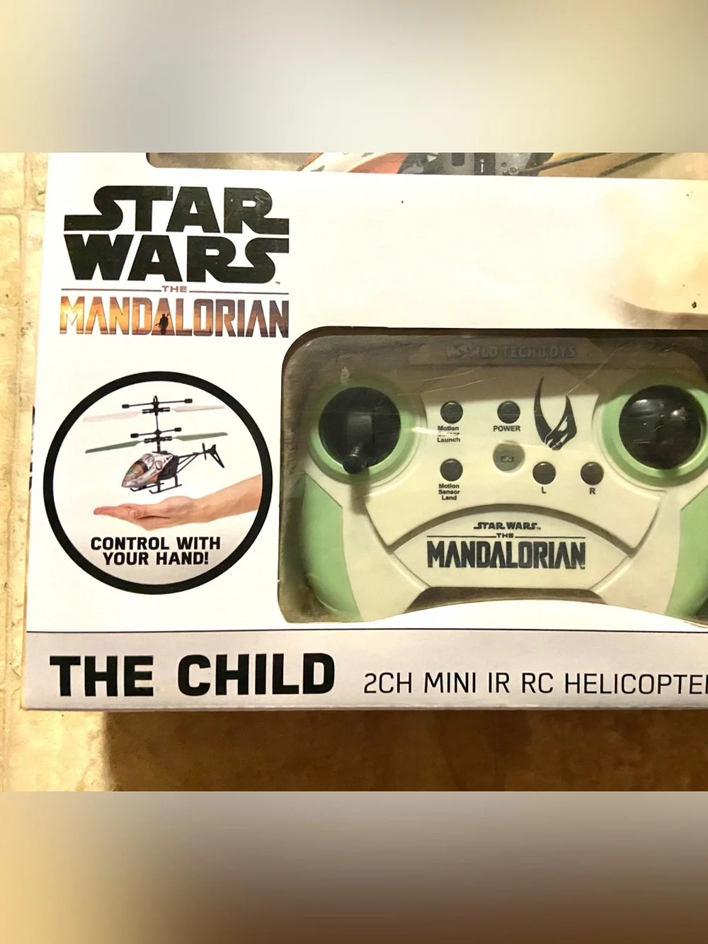 NIB Star Wars Mandalorian Green & White RC Helicopter Toy